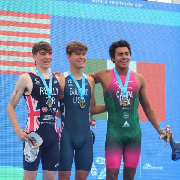 DYLAN CAMPA LOGRA BRONCE EN LA COPA PREMIUM DE TRIATLÓN EN CHILE 
